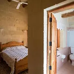 Дом отдыха 4 Bedroom Corner With Private Pool In Zebbug Gozo *
