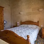 Дом отдыха 4 Bedroom Corner With Private Pool In Zebbug Gozo Zebbug (Gozo)