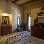 4 Bedroom Corner With Private Pool In Zebbug Gozo Zebbug (Gozo)