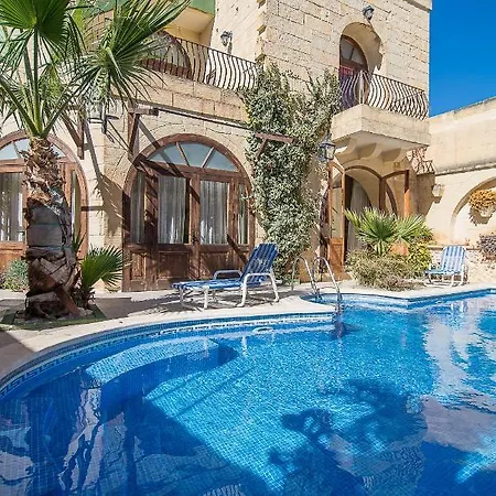 Holiday home 4 Bedroom Corner With Private Pool In Zebbug Gozo