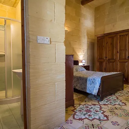 4 Bedroom Corner With Private Pool In Zebbug Gozo Zebbug (Gozo)