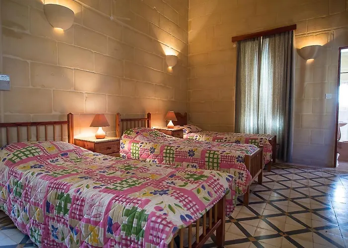 4 Bedroom Corner With Private Pool In Zebbug Gozo Σπίτι διακοπών