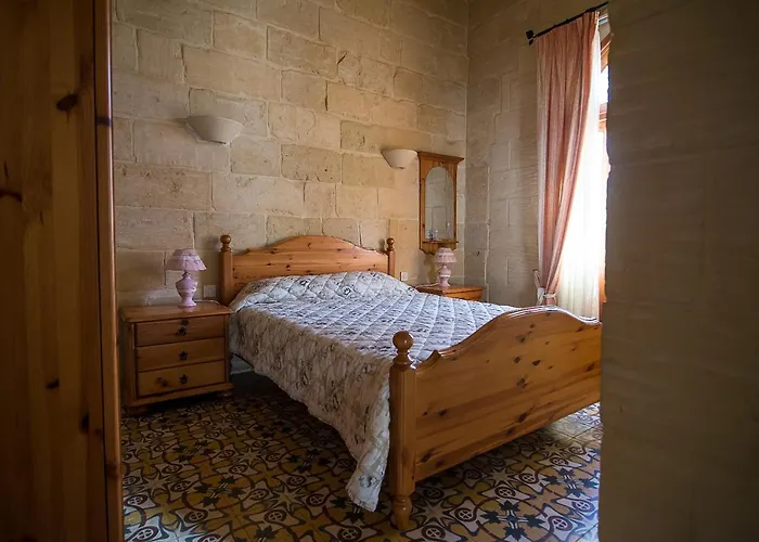 Σπίτι διακοπών 4 Bedroom Corner With Private Pool In Zebbug Gozo
