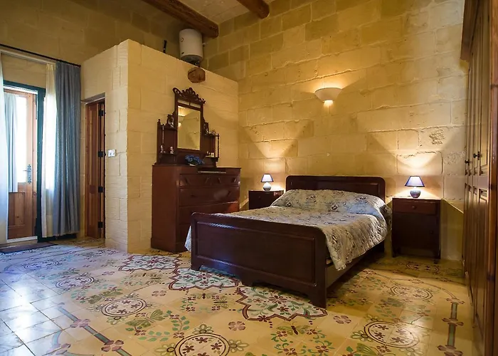 4 Bedroom Corner With Private Pool In Zebbug Gozo Σπίτι διακοπών