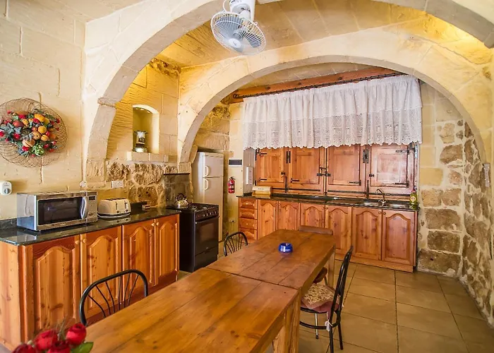 4 Bedroom Corner With Private Pool In Zebbug Gozo Σπίτι διακοπών Zebbug (Gozo)