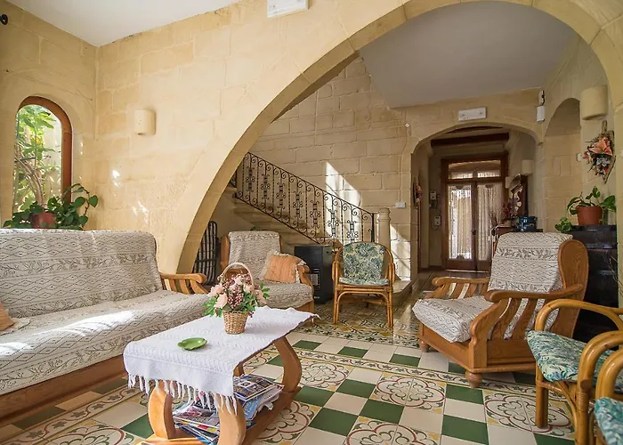 4 Bedroom Corner With Private Pool In Zebbug Gozo Σπίτι διακοπών